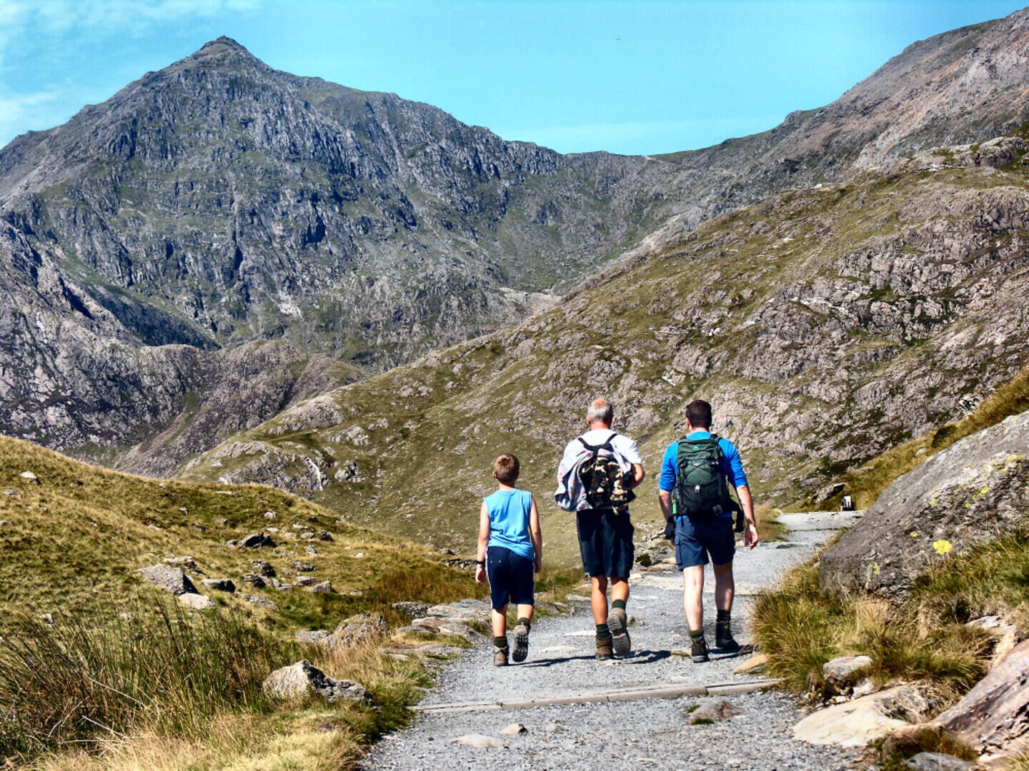 Hikers on Snowdon Trail